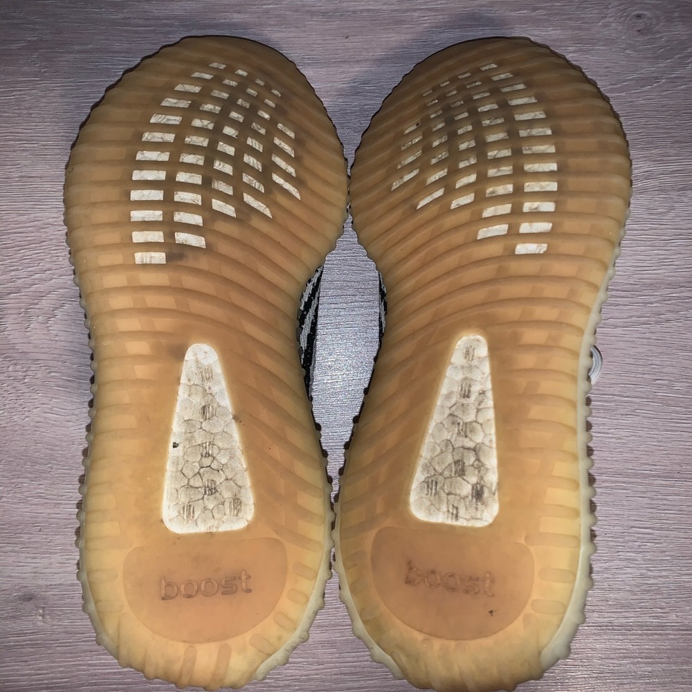 Yeezy Boost 350 V2 Zebra - Picture 6 of 6